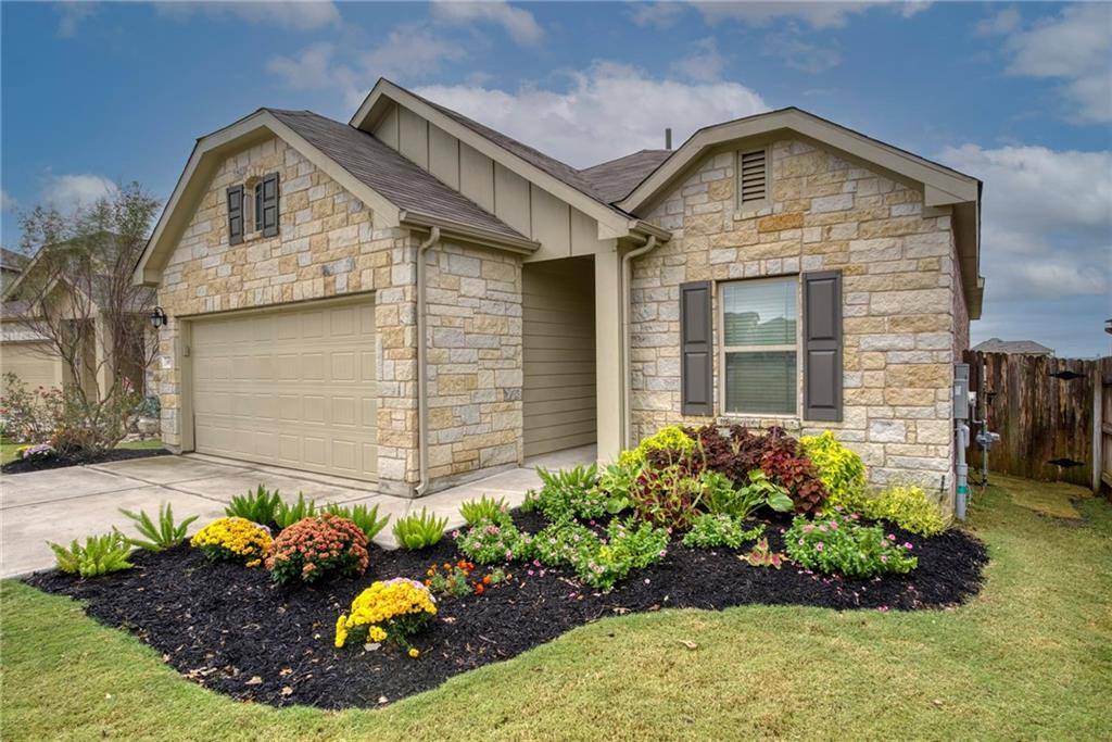 495 Shale CIR, Buda, TX 78610