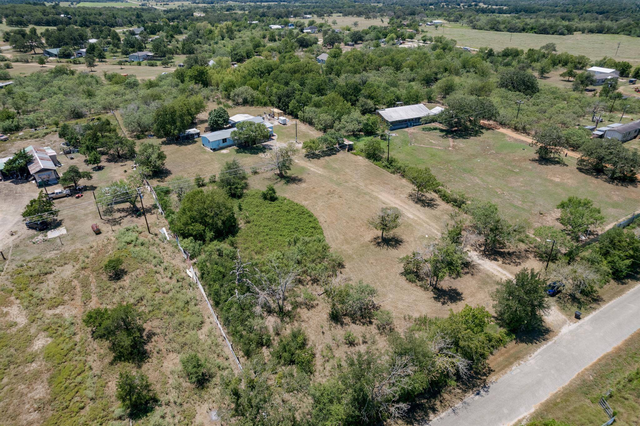 147 Community Center RD, Rosanky, TX 78953