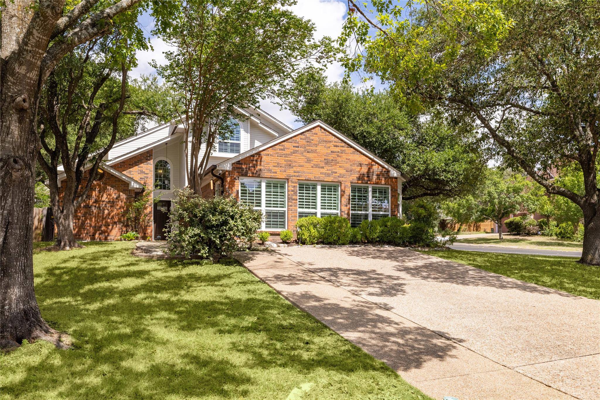 11402 Chessington DR, Austin, TX 78750