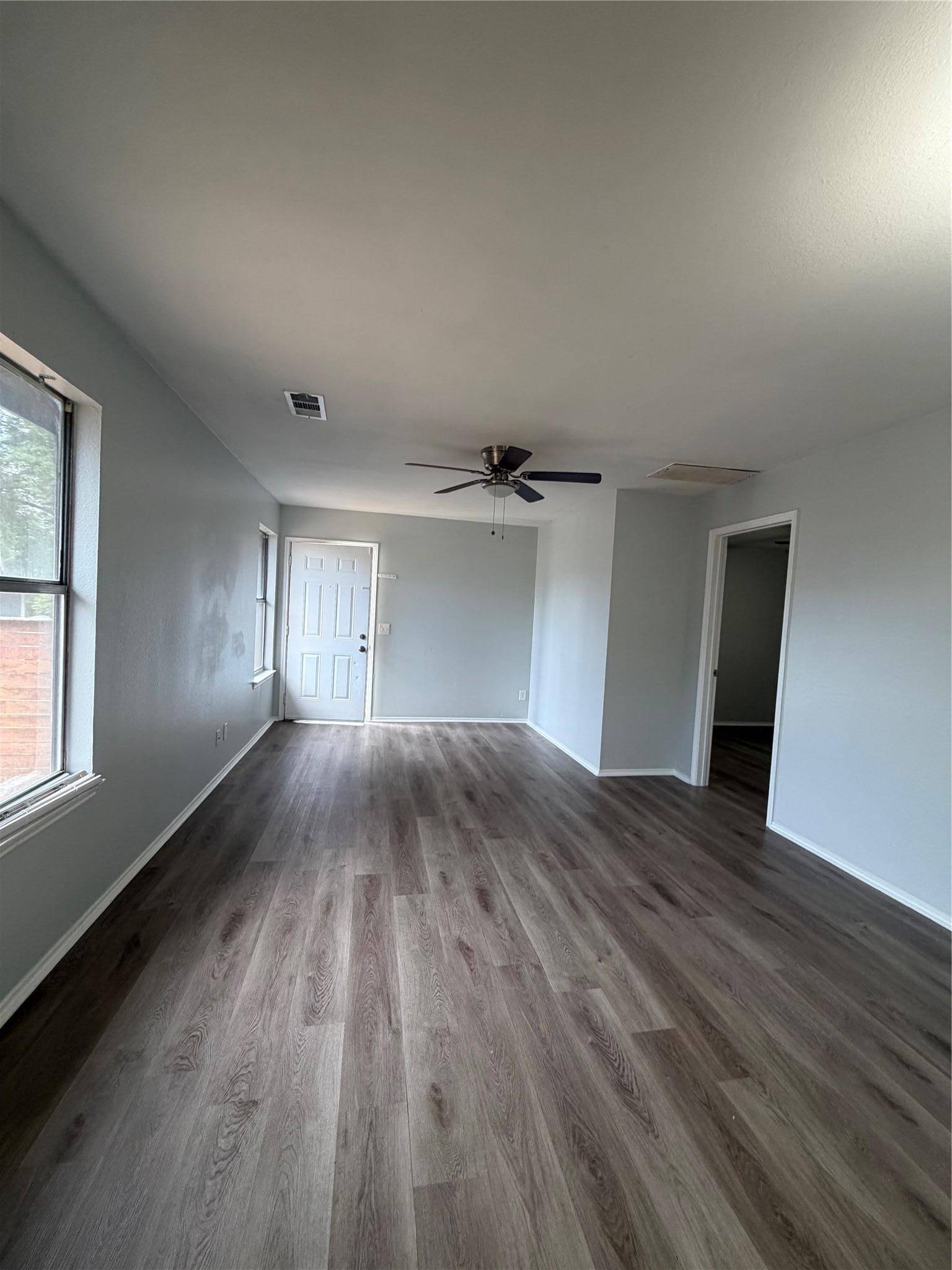 509 Central Ave #A, Elgin, TX 78621