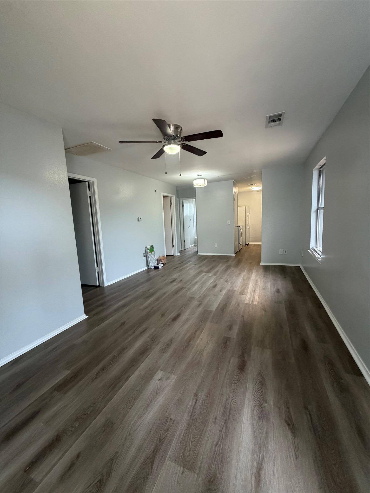 509 Central Ave #A, Elgin, TX 78621