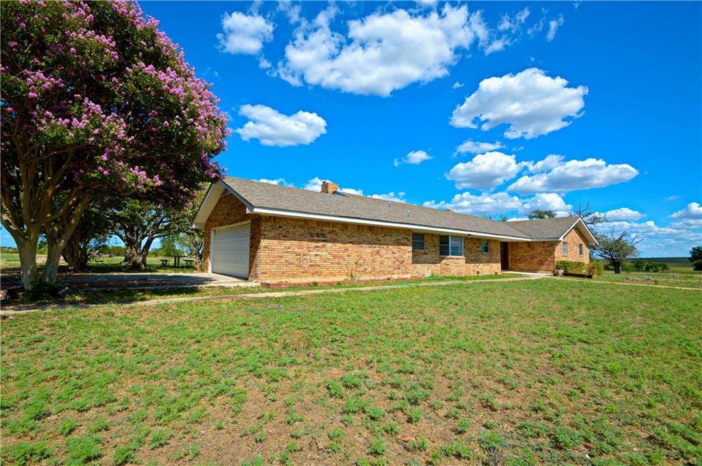 2546 County Road 2800, Lometa, TX 76853
