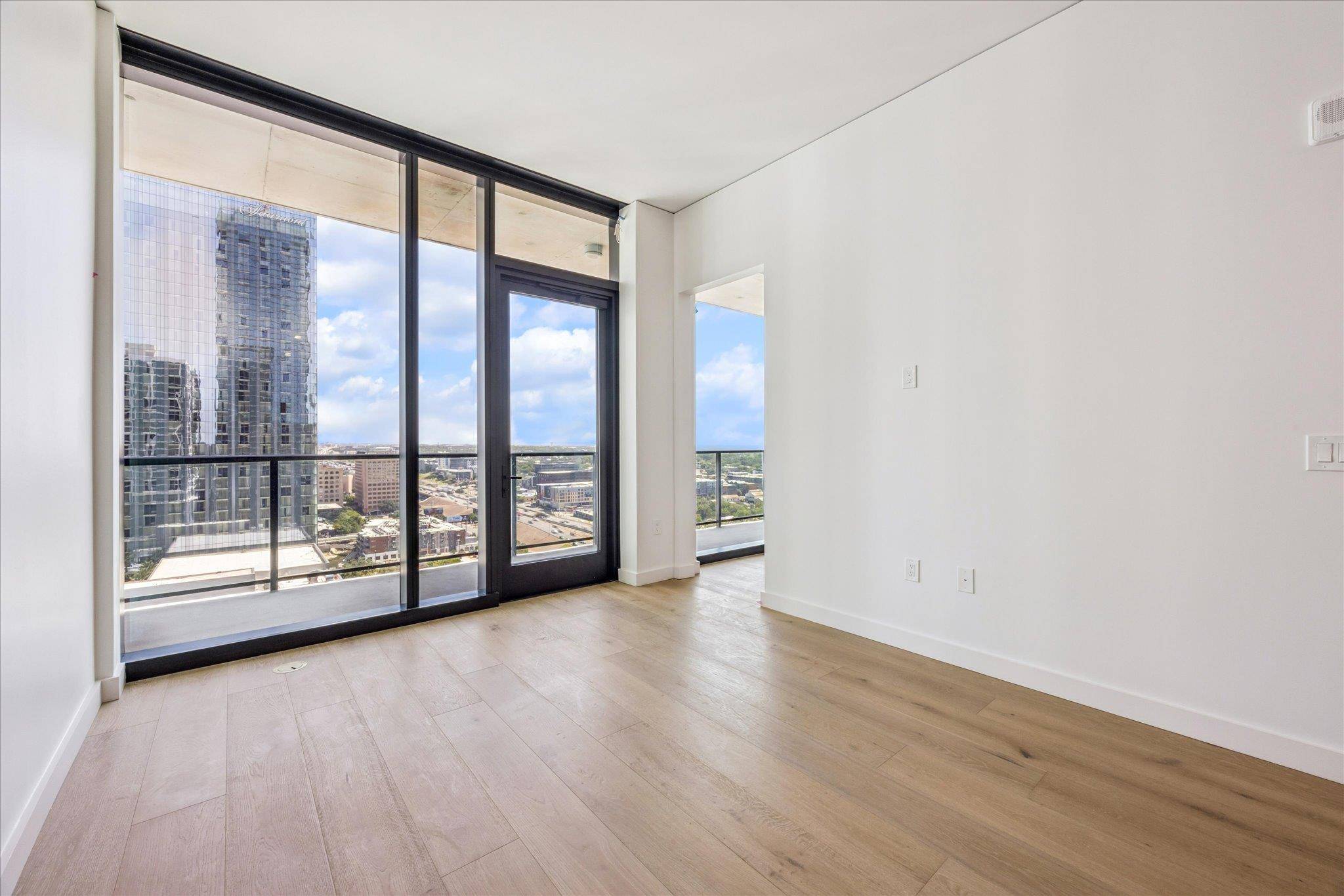 610 Davis ST #2009, Austin, TX 78701