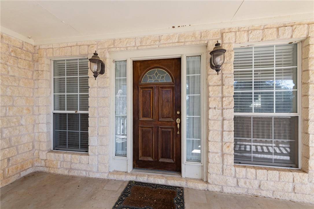 2550 County Road 233, Florence, TX 76527