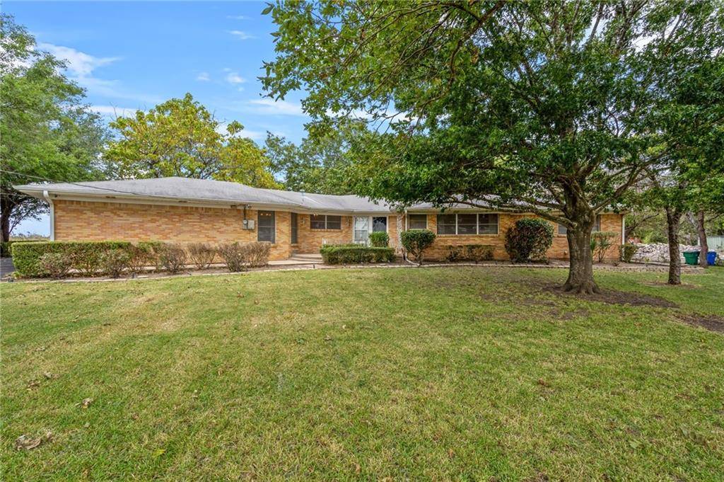1401 Old Thorndale RD, Taylor, TX 76574