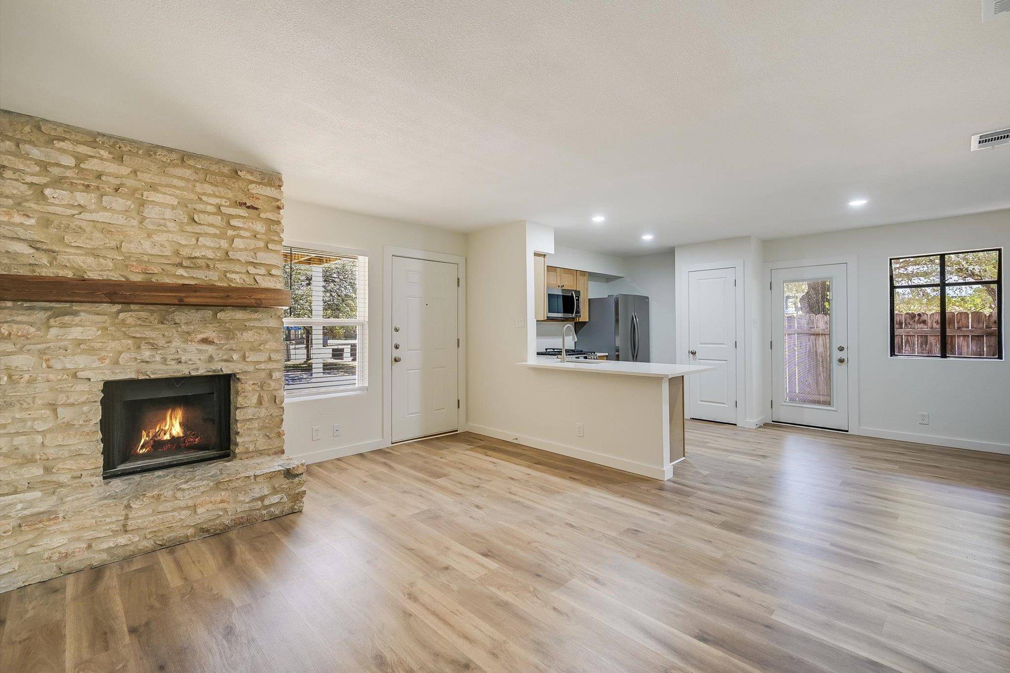 301 Algerita DR #A, Georgetown, TX 78628