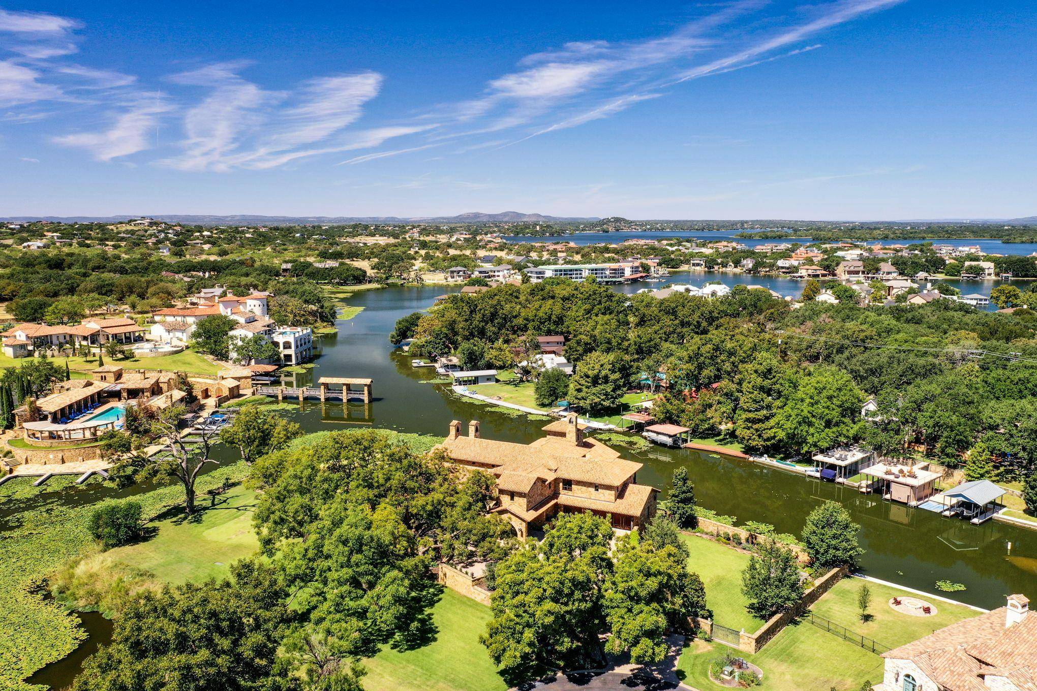 113 La Posada, Horseshoe Bay, TX 78657