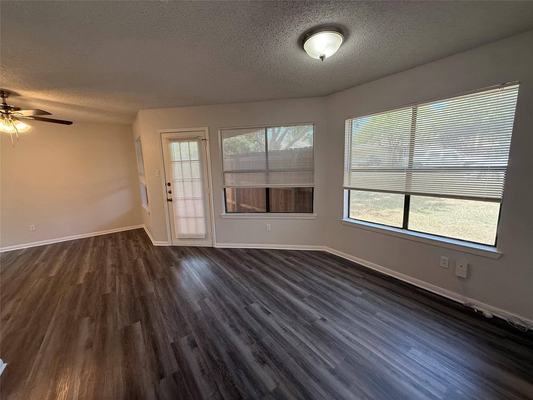 8909 Schick RD #A, Austin, TX 78729