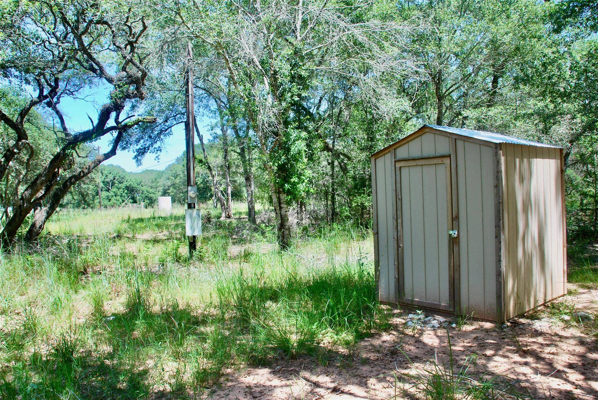 182 County Road 123F, Hallettsville, TX 77964
