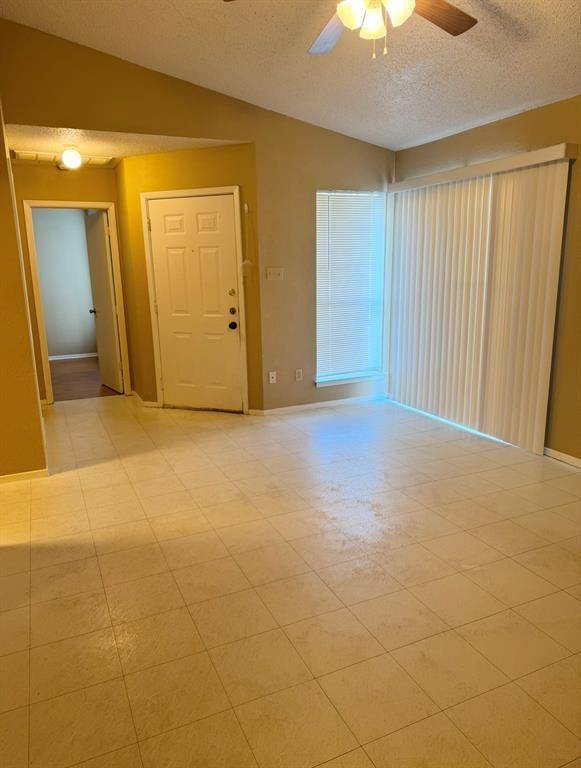 811 Lexington RD #A, Elgin, TX 78621
