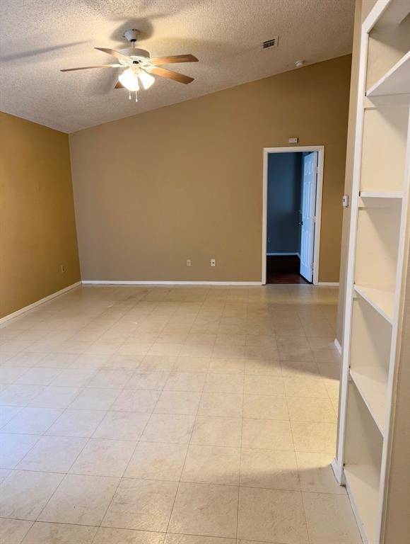 811 Lexington RD #A, Elgin, TX 78621