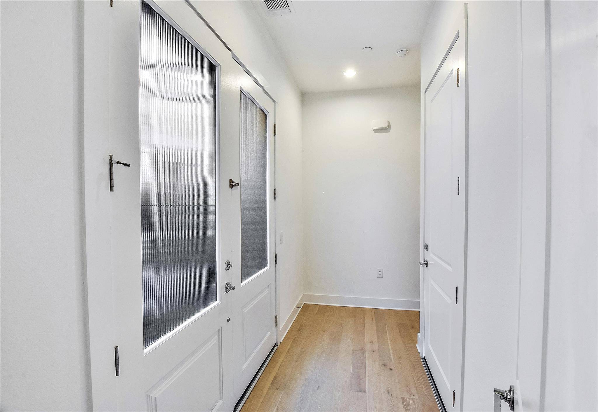 1308 Tinnin Ford RD #3, Austin, TX 78741