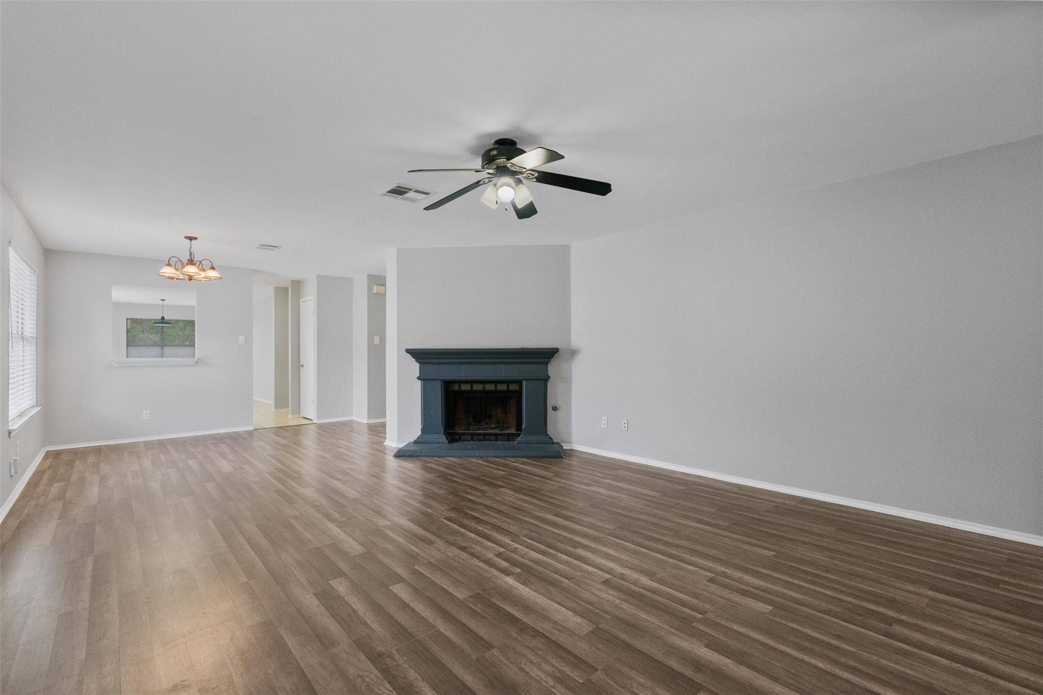 17616 Tobermory DR, Pflugerville, TX 78660