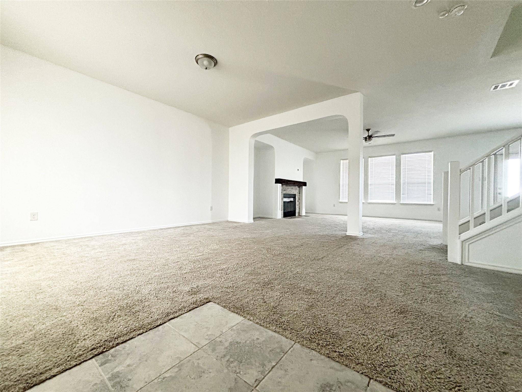 1720 Foxglove CIR, Lockhart, TX 78644
