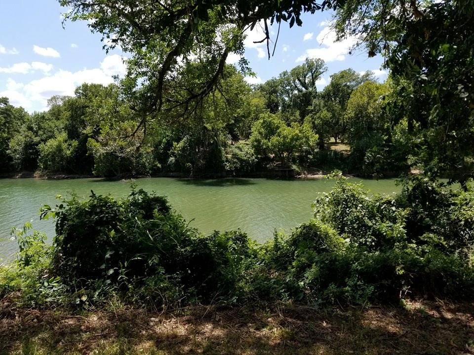 135 Al Jones ST, Bastrop, TX 78602