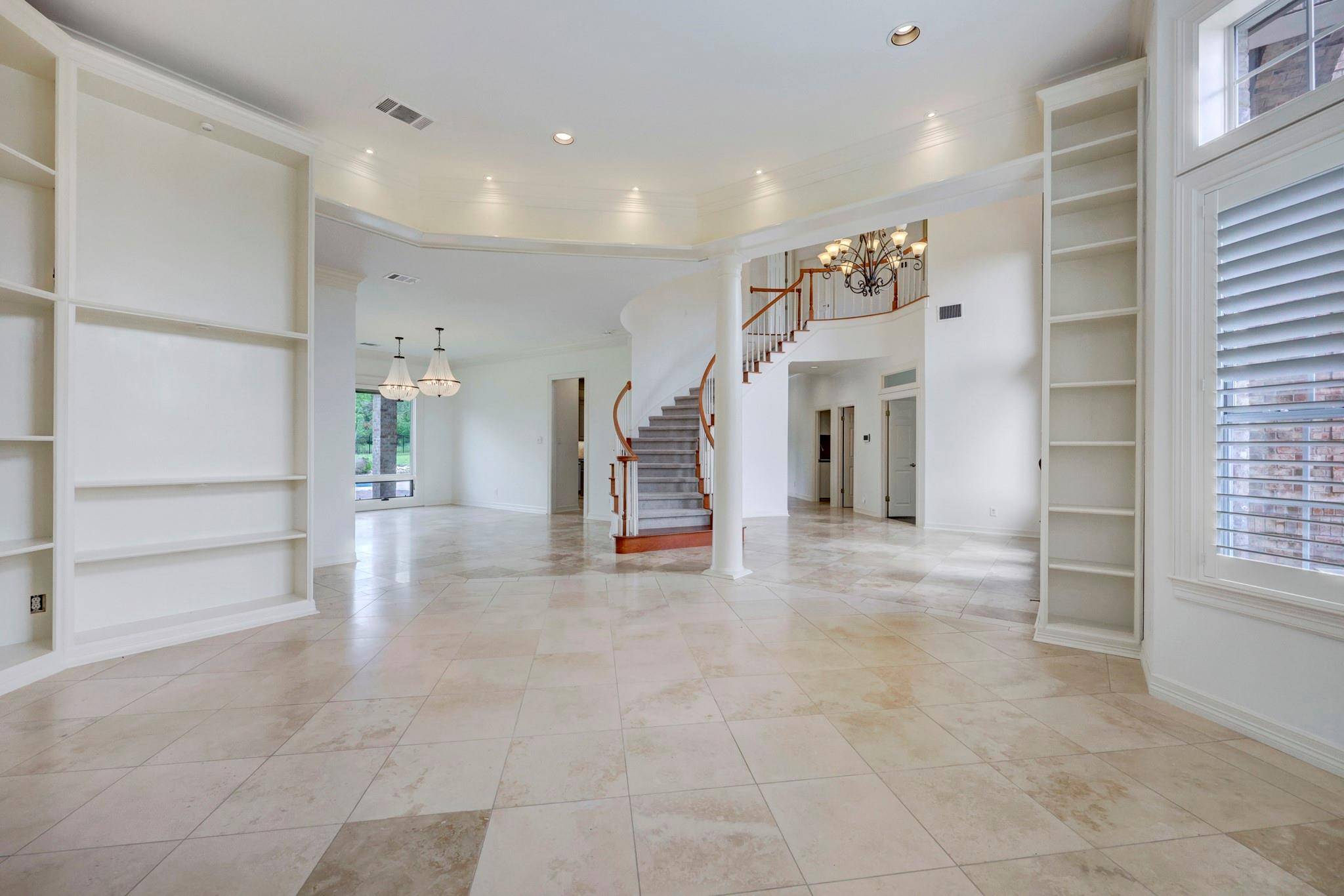 3105 Lacevine LN, Austin, TX 78735