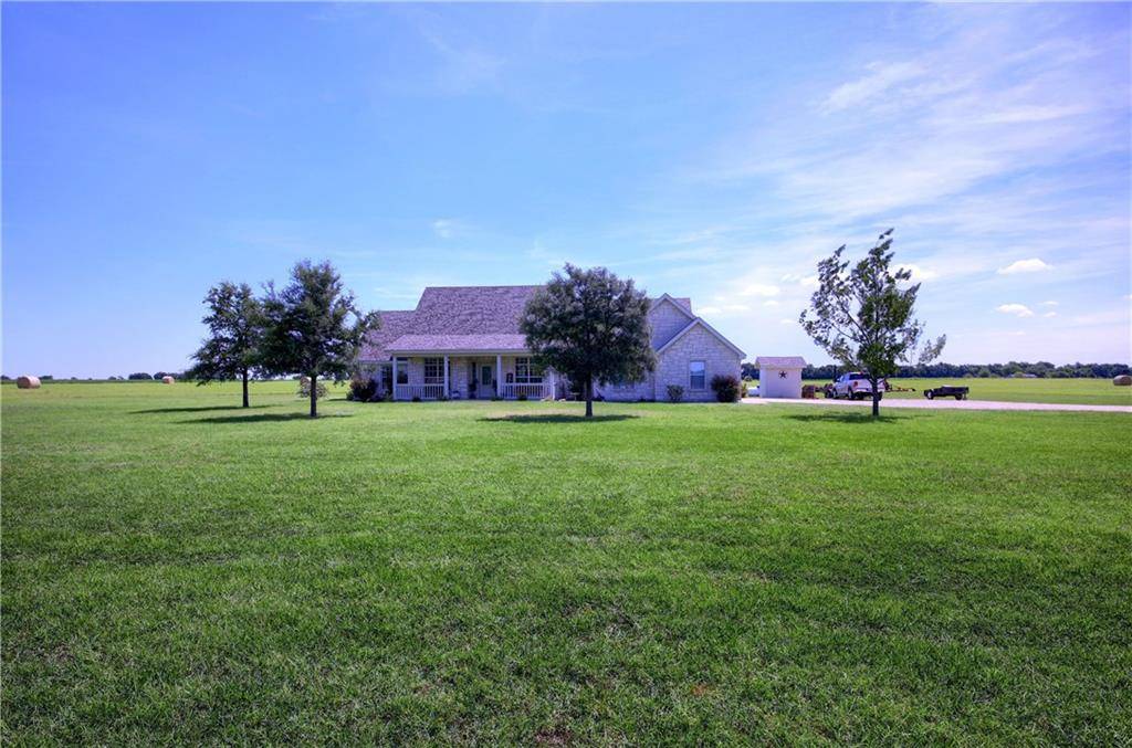 422 Fm 3061, Thorndale, TX 76577