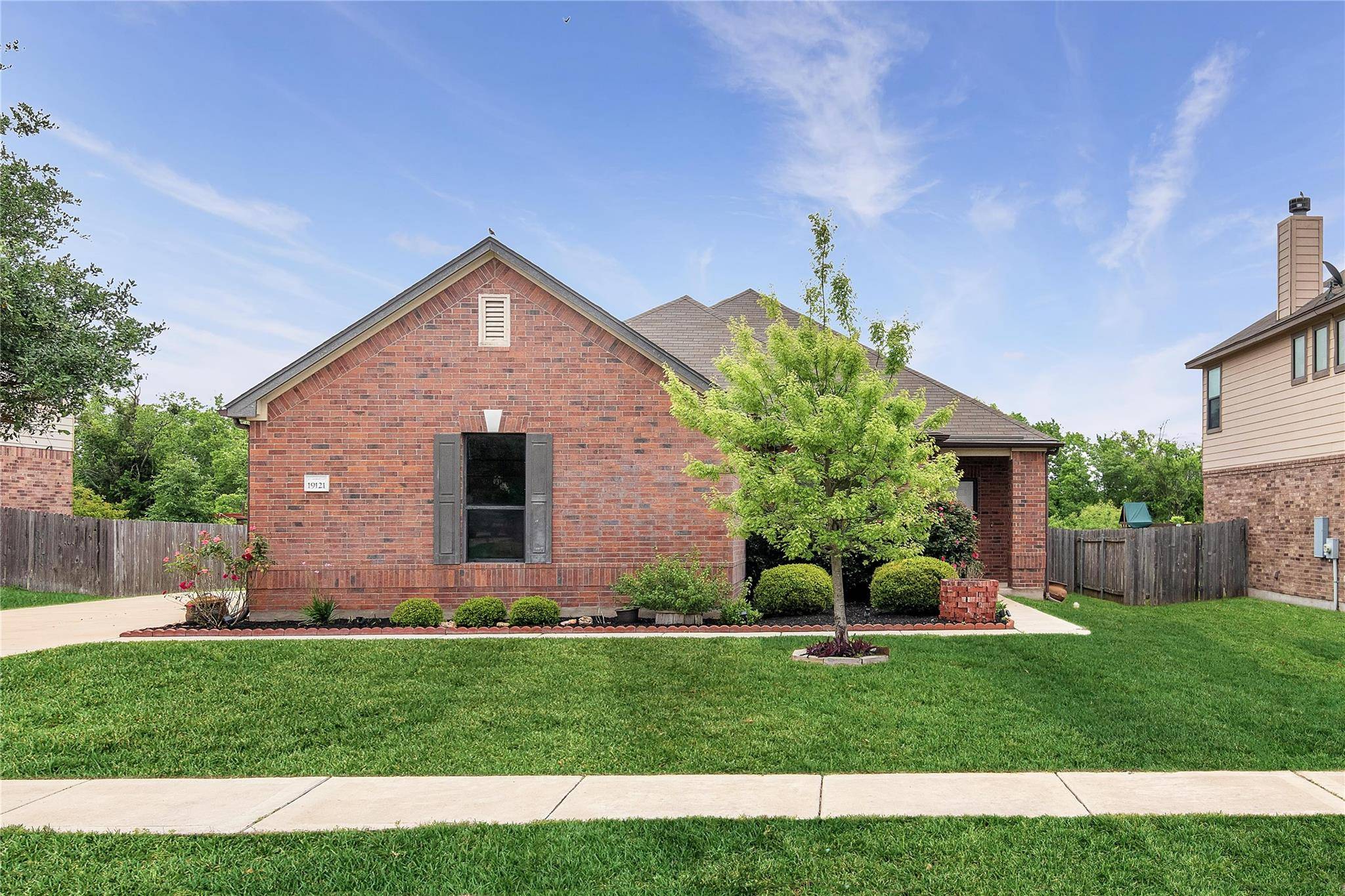 19121 Pencil Cactus DR, Pflugerville, TX 78660