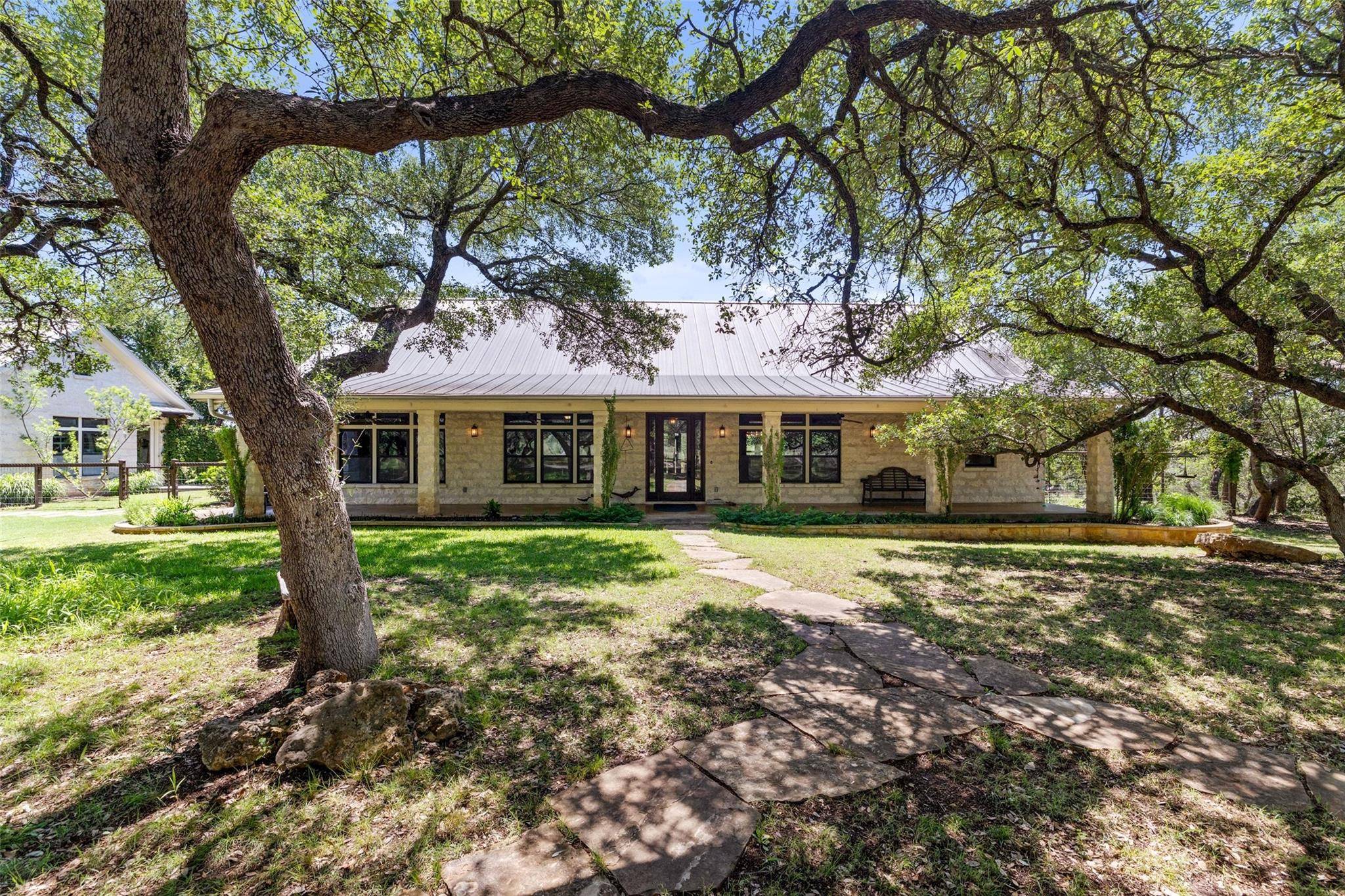 7855 Middle Creek RD, Blanco, TX 78606