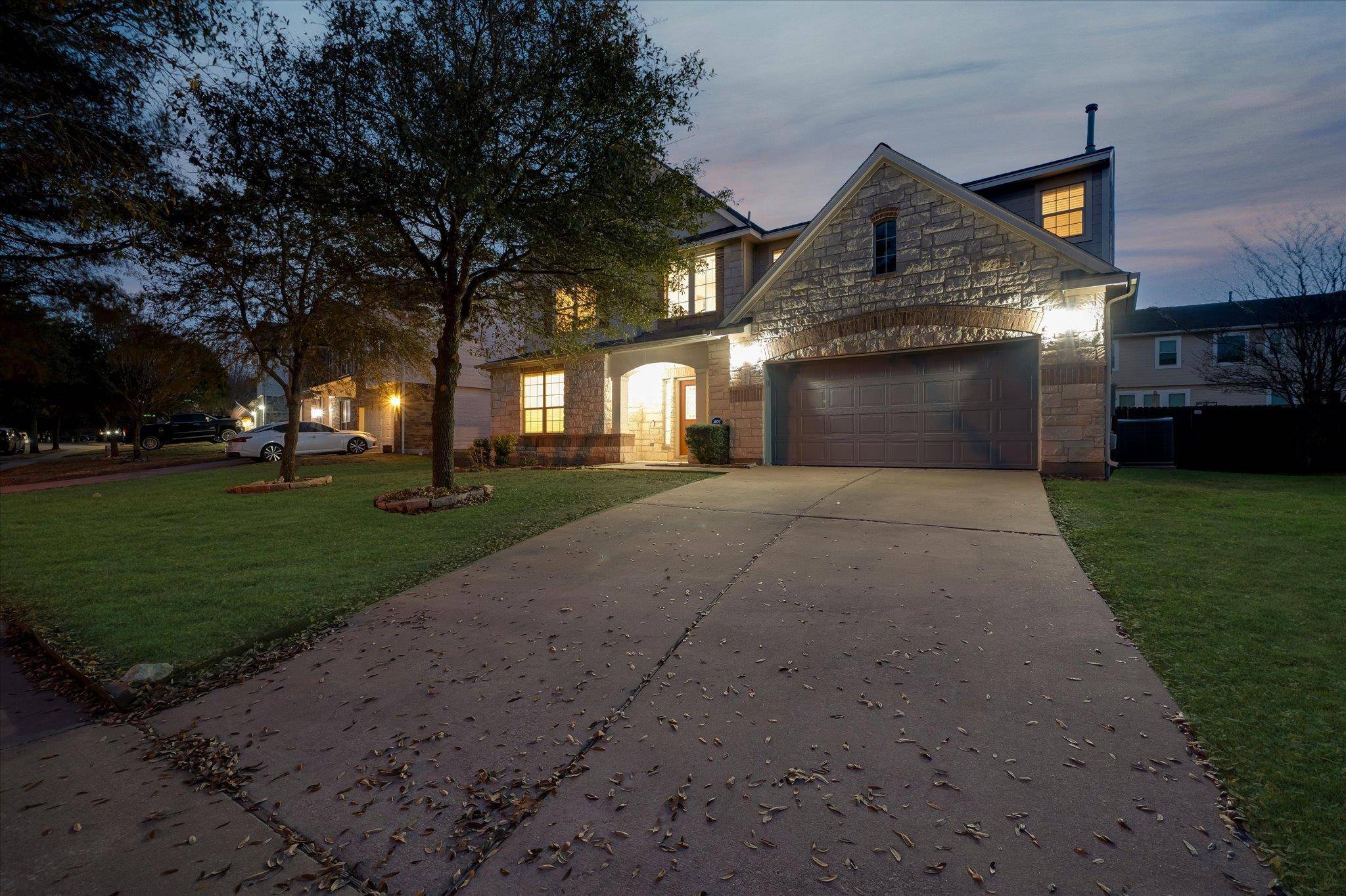 185 Hometown PKWY, Kyle, TX 78640