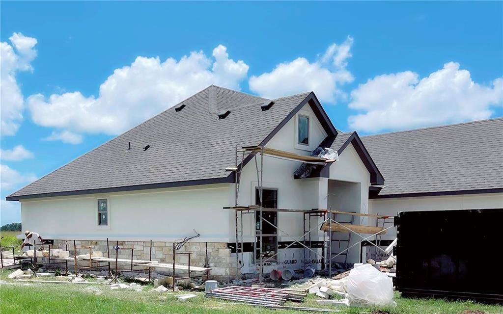 127 Loon DR, Bastrop, TX 78602