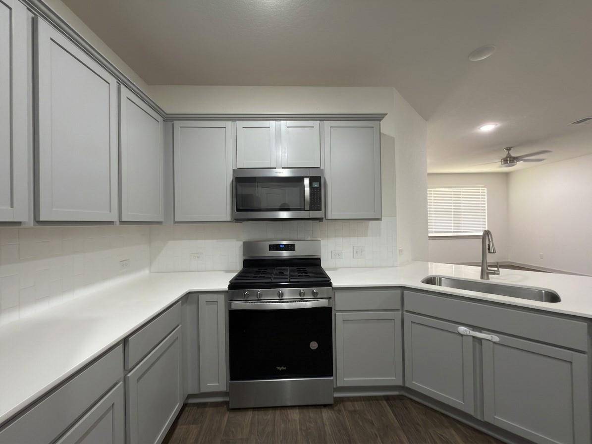 3001 Egan DR, Pflugerville, TX 78660