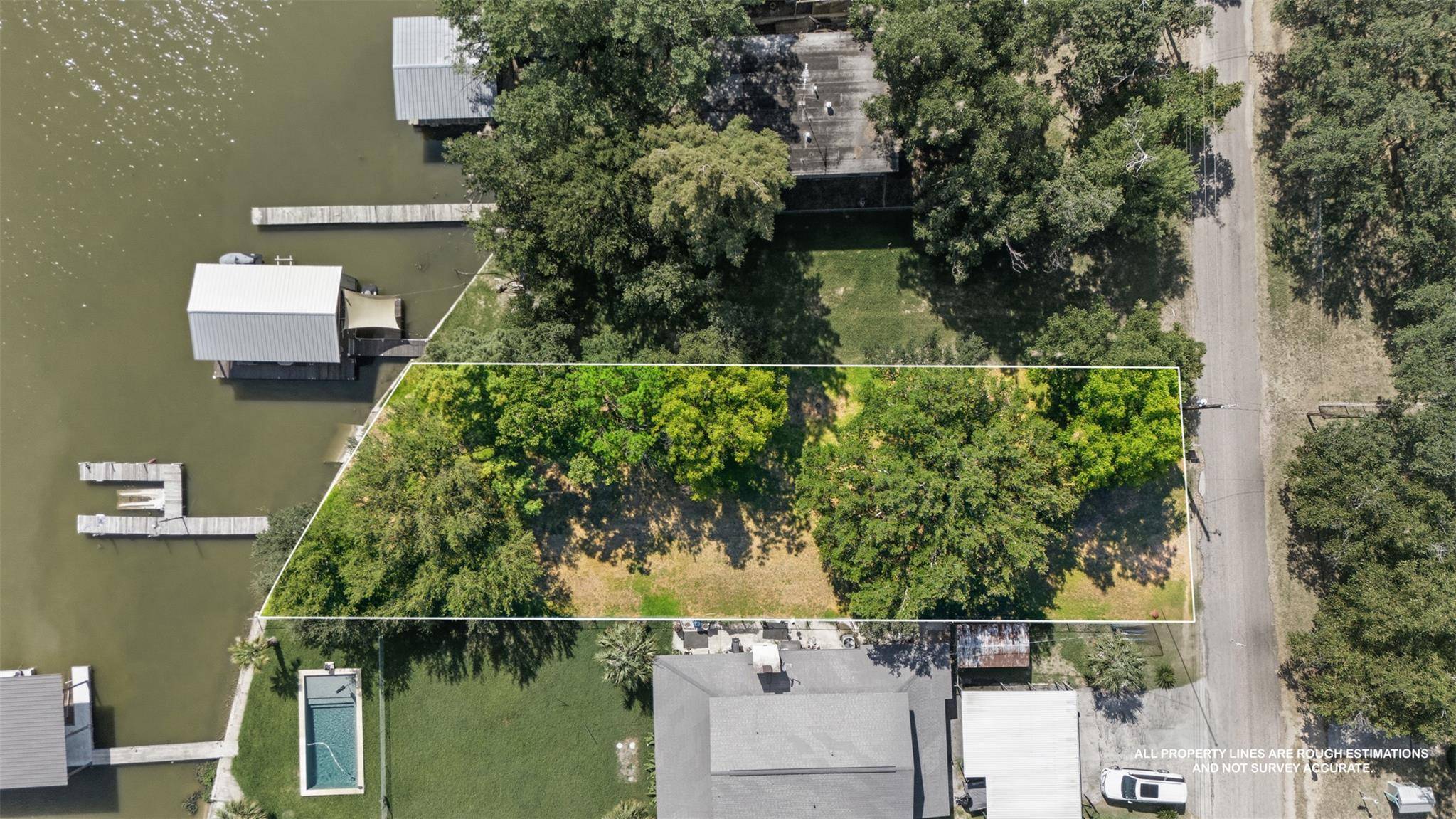 124 S Shorewood DR, Granite Shoals, TX 78654