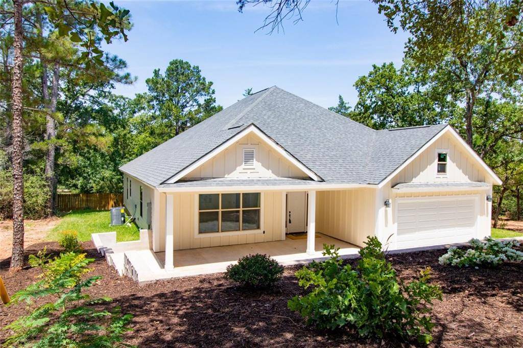 110 Olomana CT, Bastrop, TX 78602