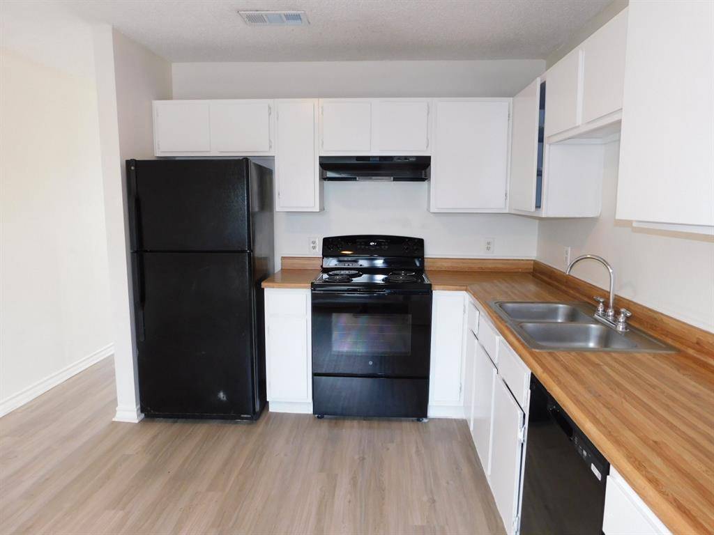 1002 Southwalk ST #D, Georgetown, TX 78626