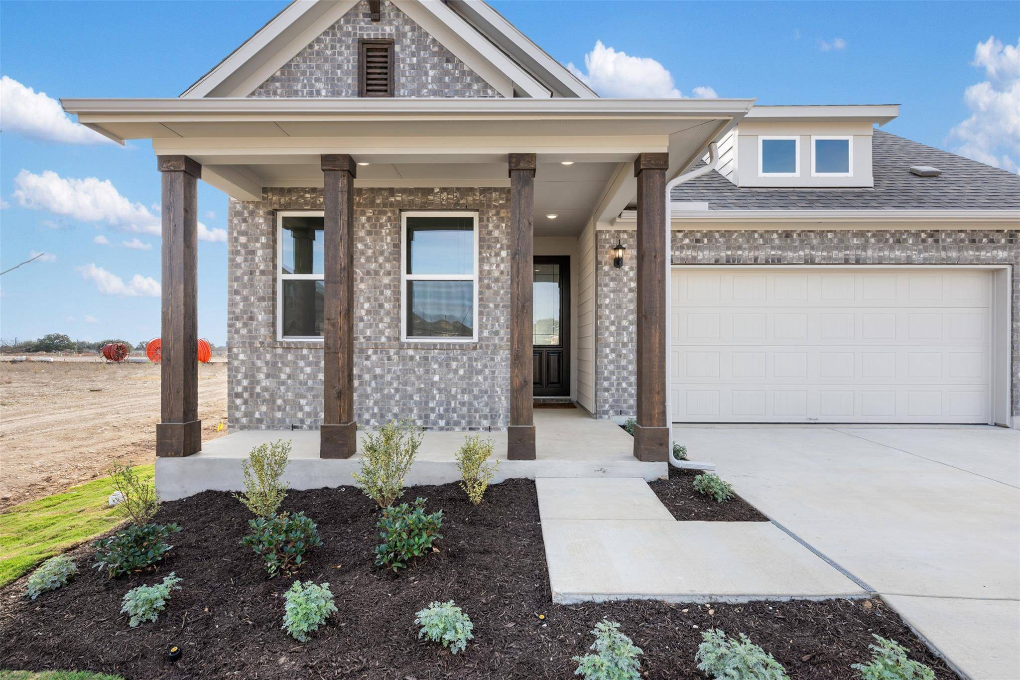 126 Arlington Park LOOP, Hutto, TX 78634