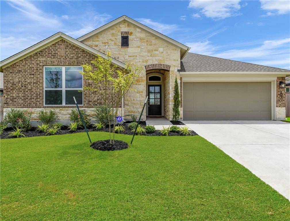 107 Asa Walker DR, Bastrop, TX 78602