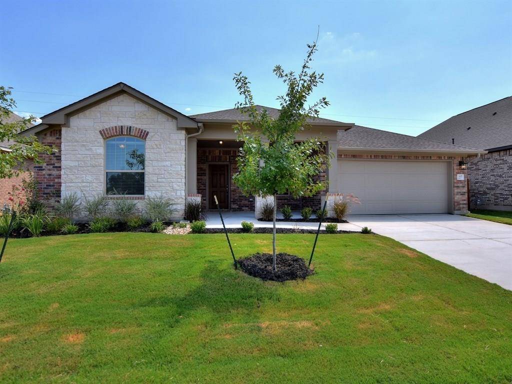 207 Headwaters DR, Bastrop, TX 78602