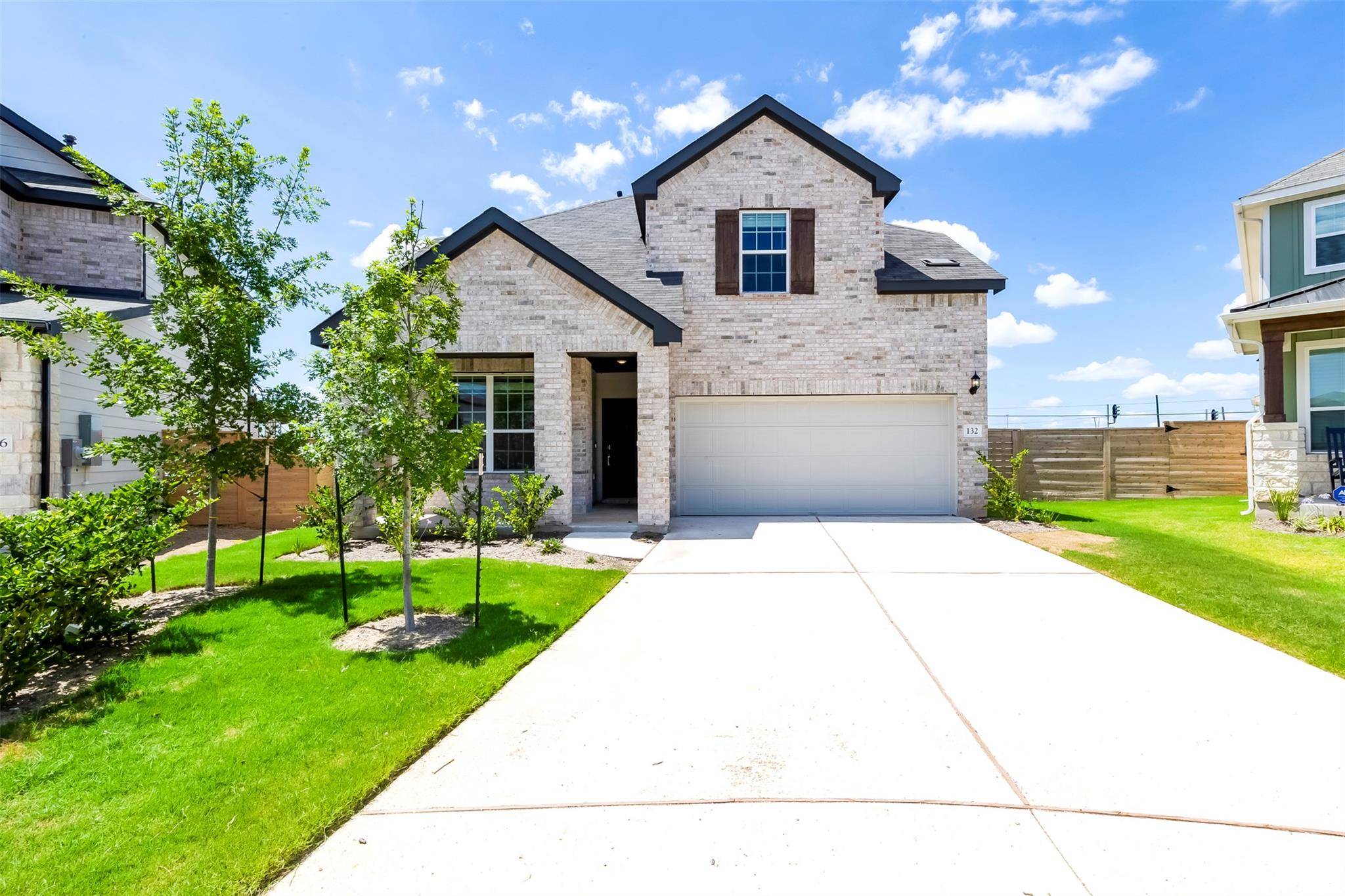 132 Inlet LN, Leander, TX 78641