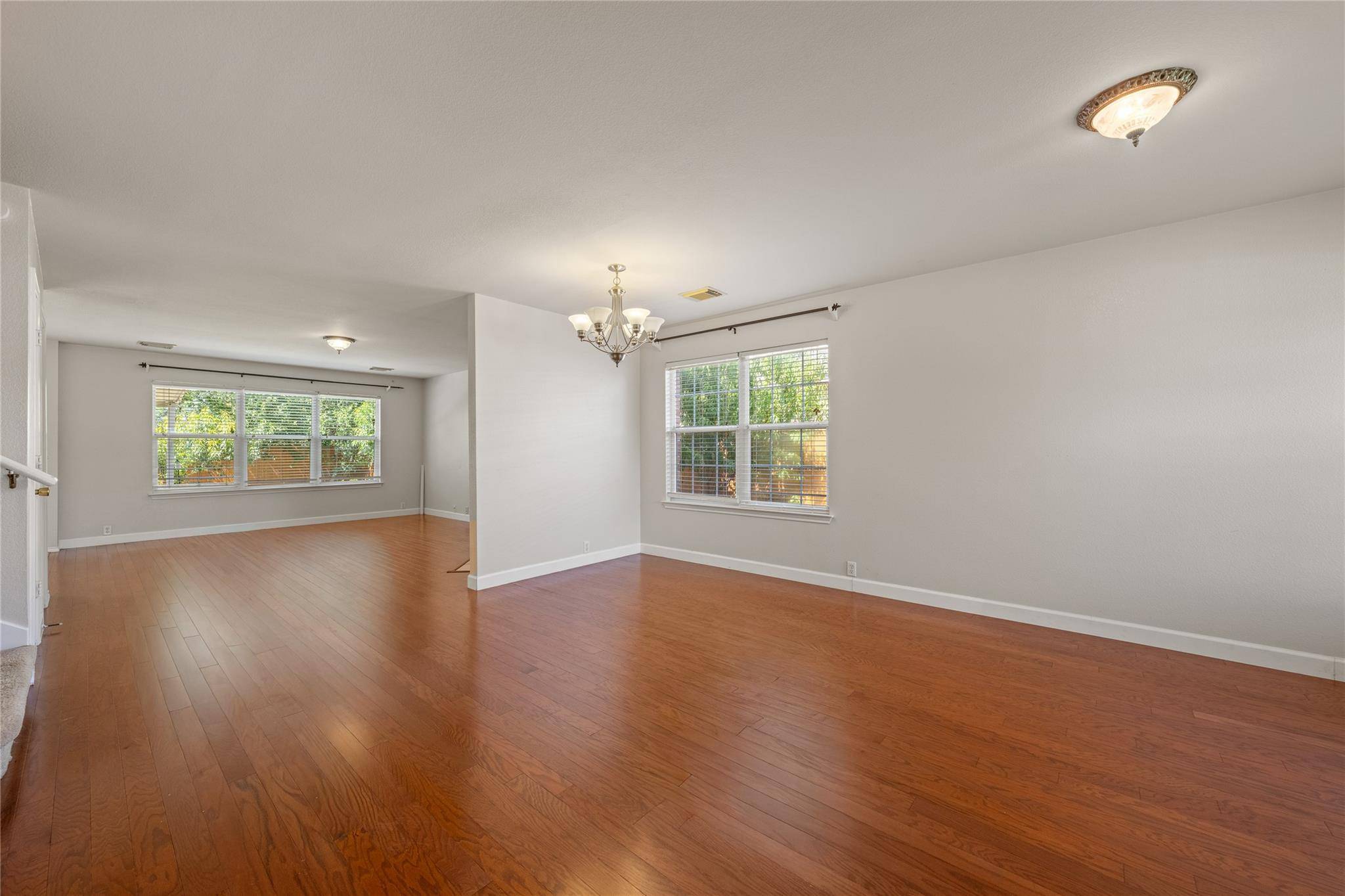 14716 Lantern LN, Pflugerville, TX 78660