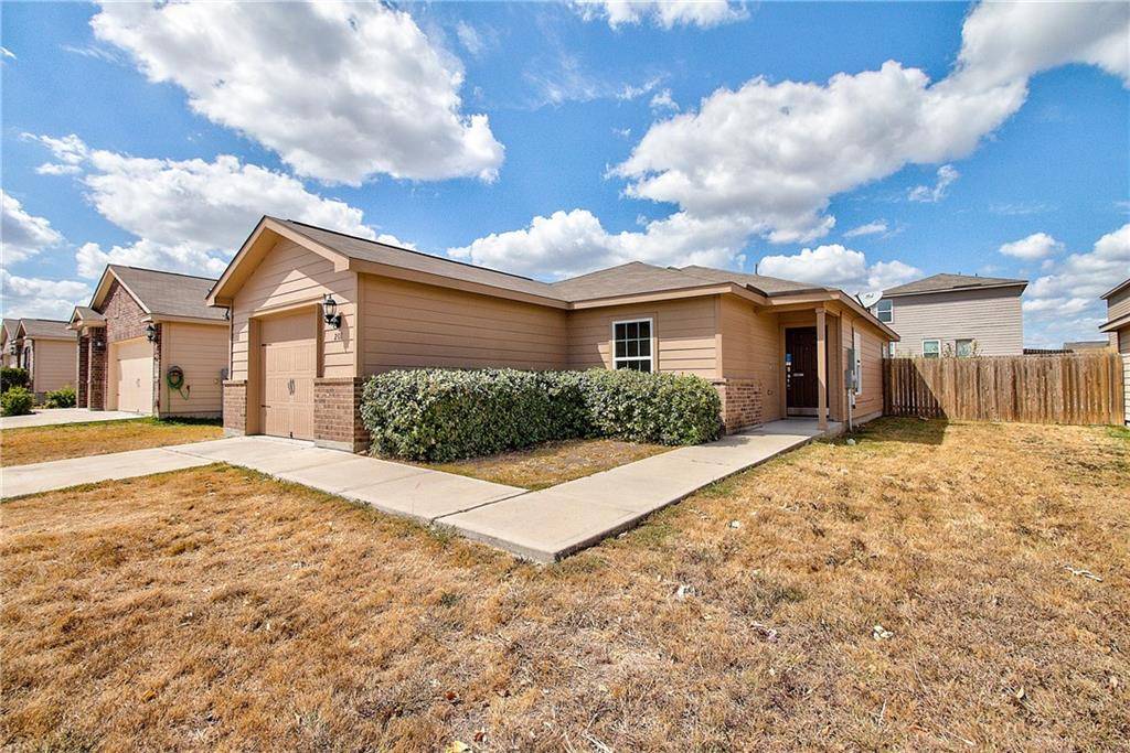 201 Farmer LN, Jarrell, TX 76537