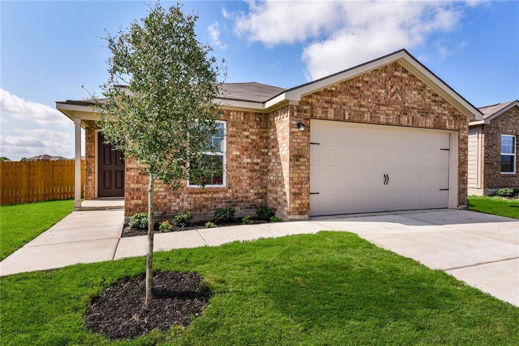 721 Yearwood LN, Jarrell, TX 76537