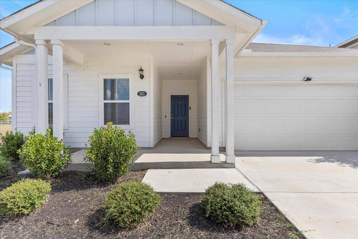 261 Hortus DR, Kyle, TX 78640