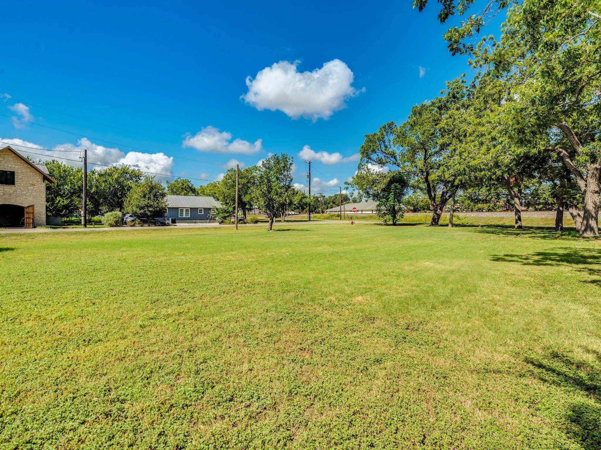 301 Railroad ST, Buda, TX 78610