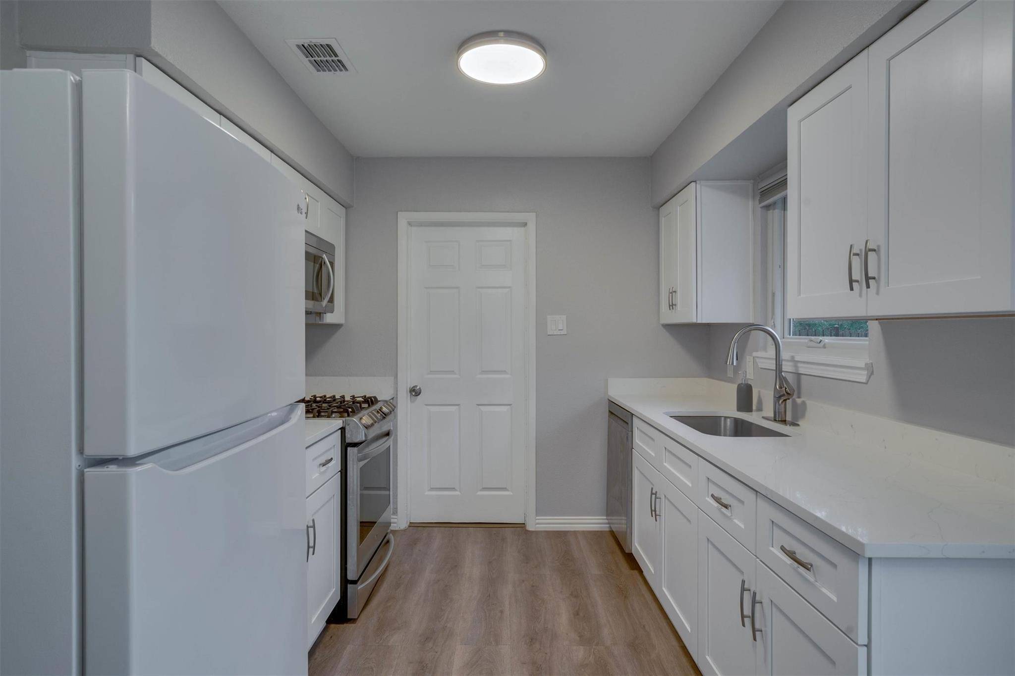 600 Bramble DR, Austin, TX 78745