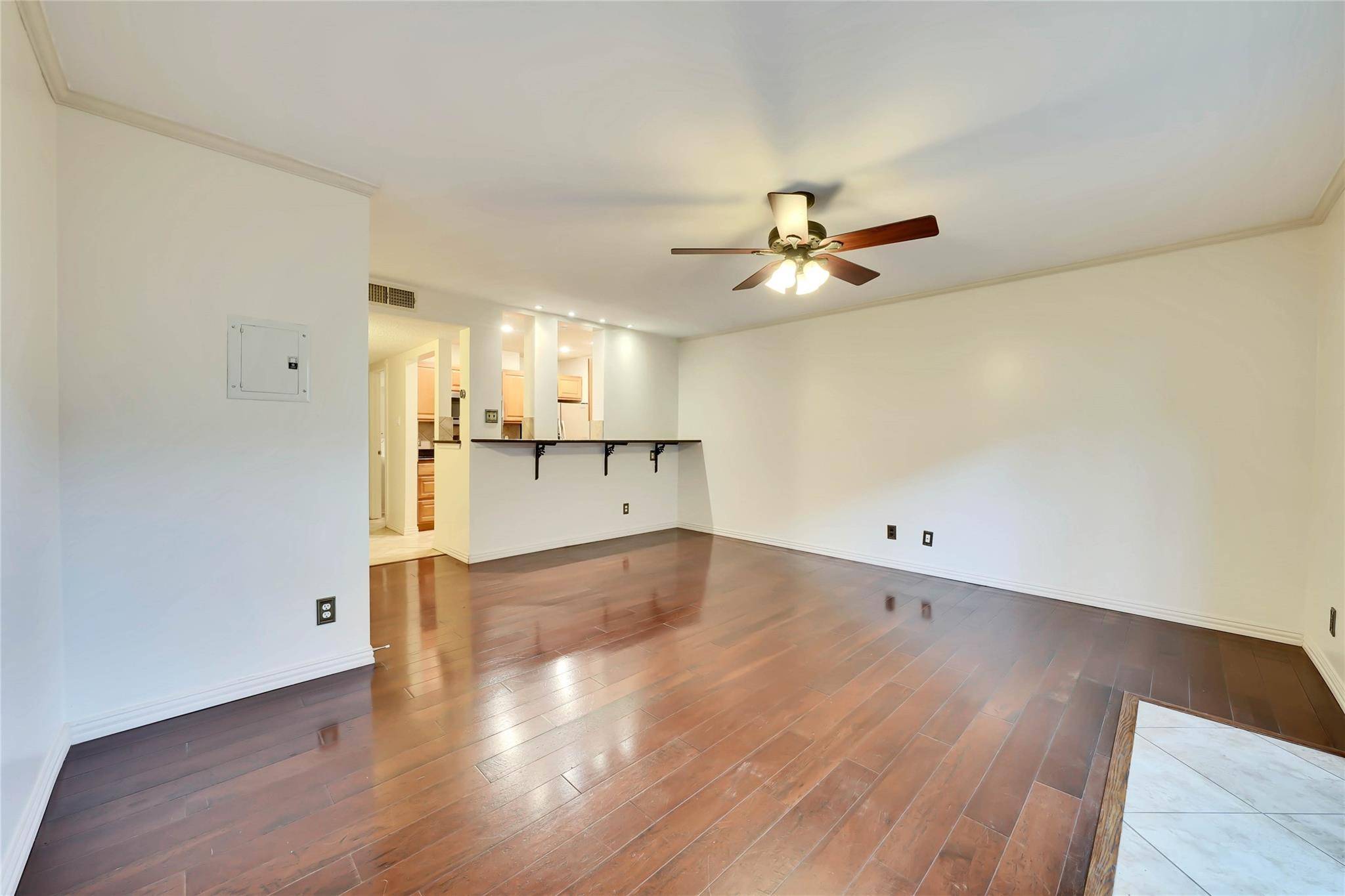 2122 Hancock DR #120, Austin, TX 78756
