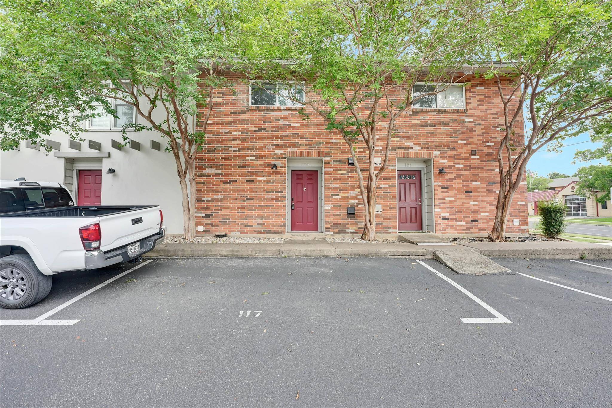 2122 Hancock DR #120, Austin, TX 78756