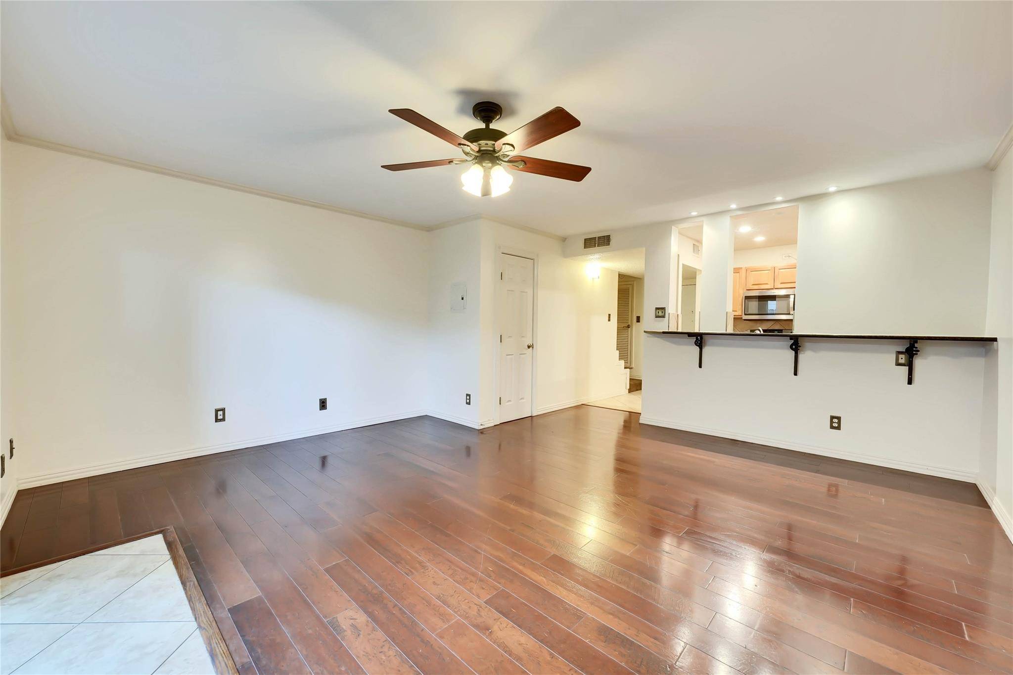 2122 Hancock DR #120, Austin, TX 78756