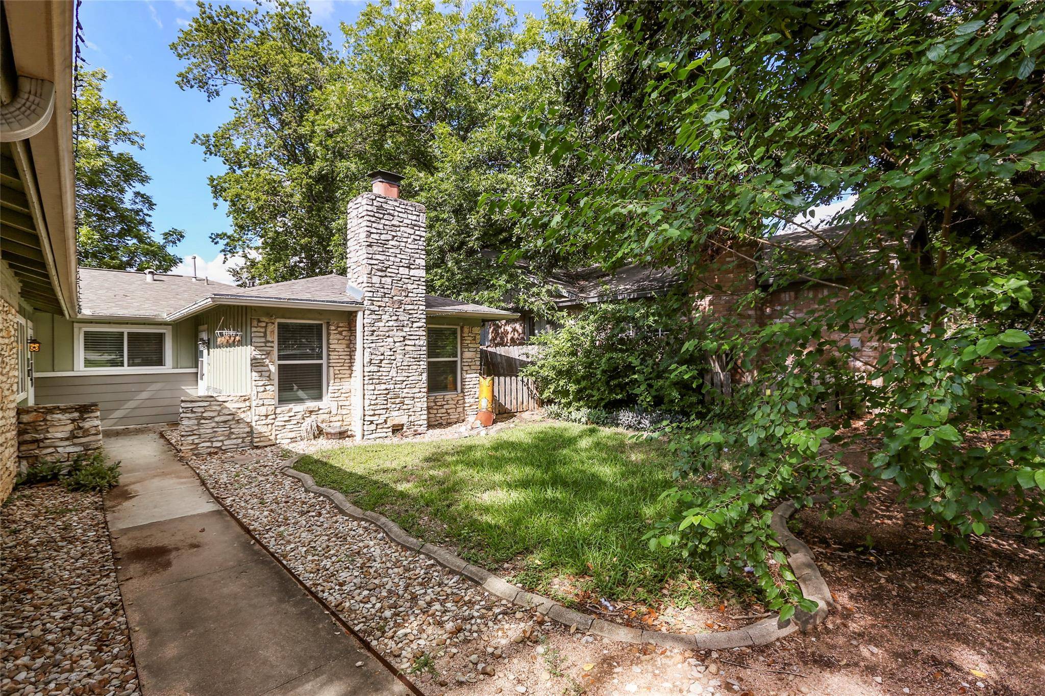 2402 Berkeley Ave #A, Austin, TX 78745