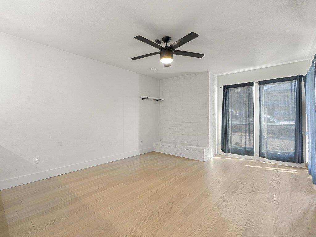 909 Reinli ST #102, Austin, TX 78751