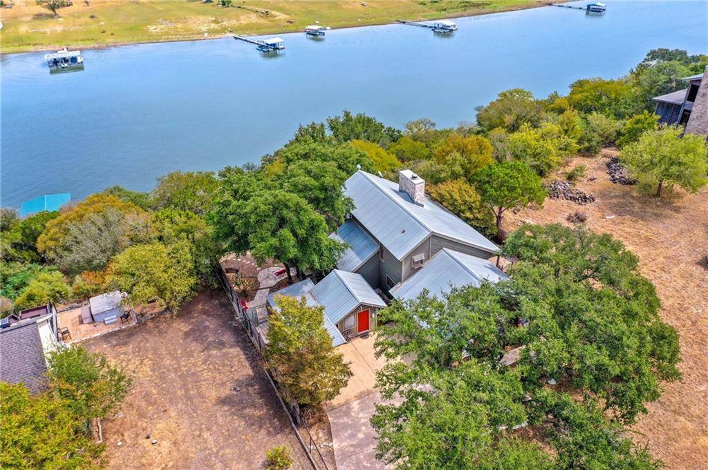 533 Nomad DR, Spicewood, TX 78669