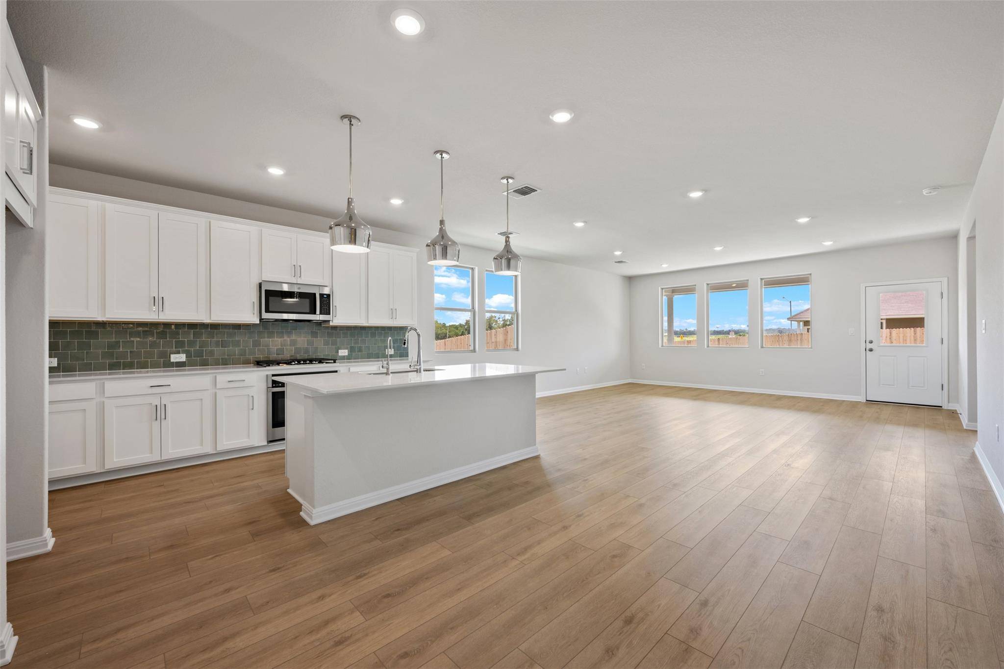 283 Crater Lake DR, Dripping Springs, TX 78620