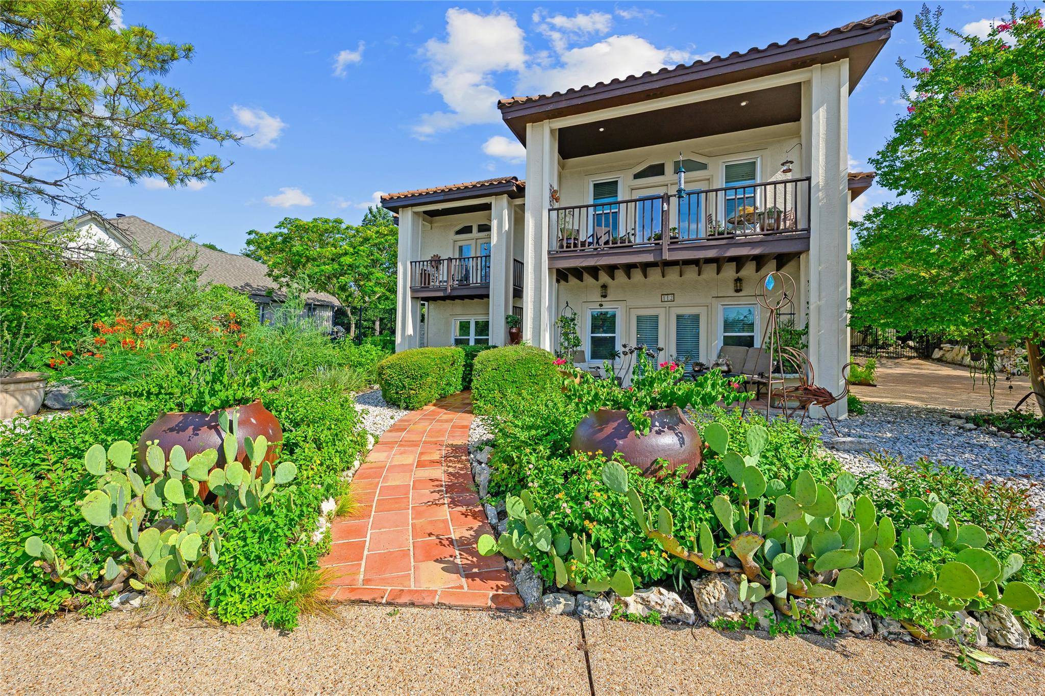 112 Javelin DR, Lakeway, TX 78734
