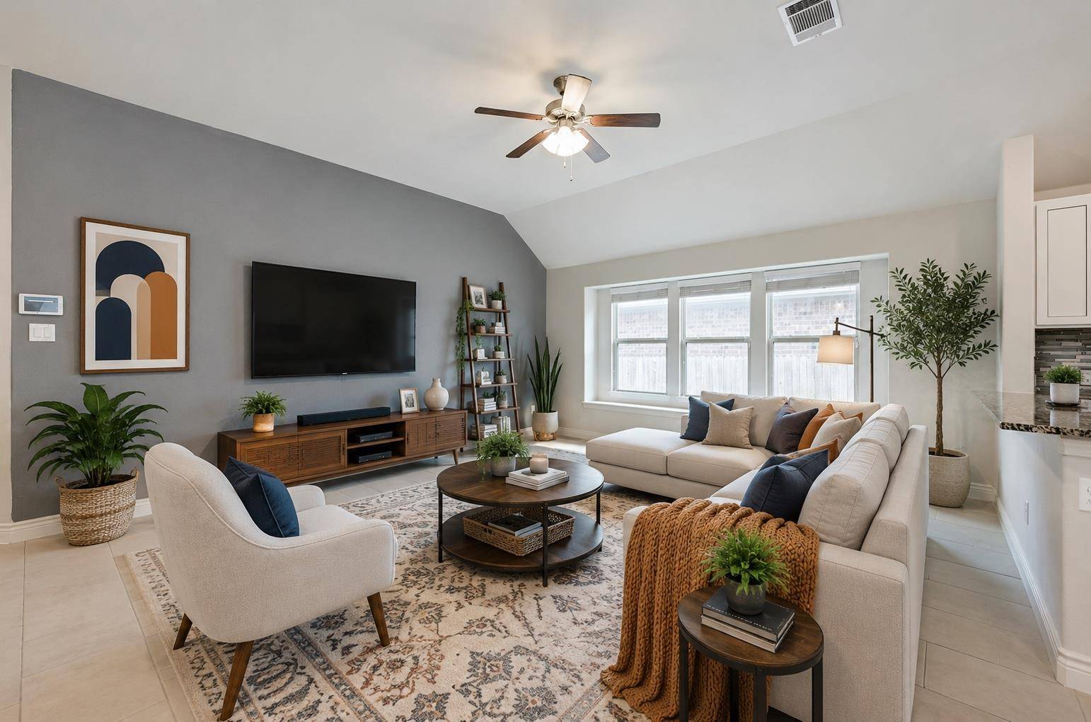 170 MOUNT ELLEN ST, Hutto, TX 78634
