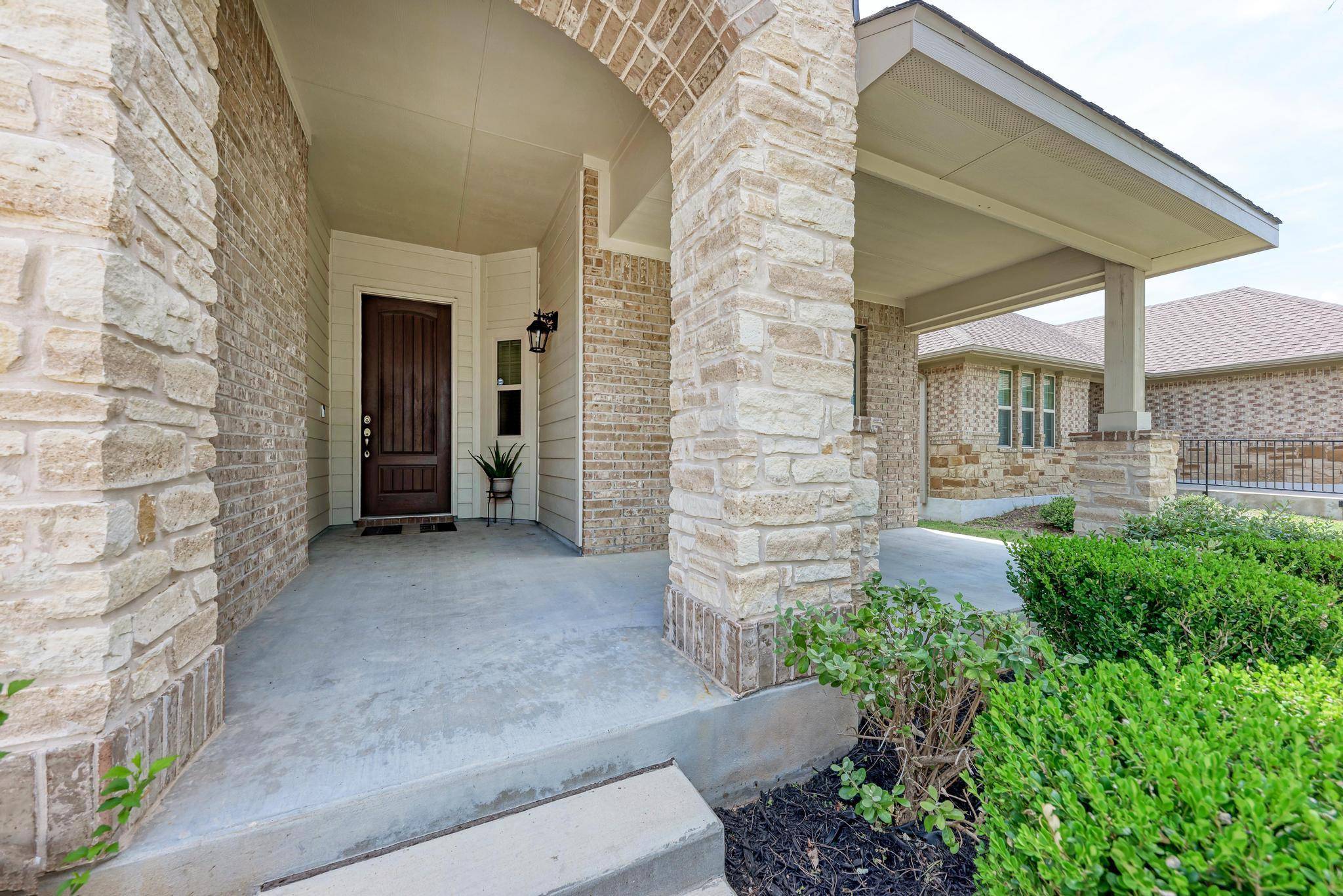 170 MOUNT ELLEN ST, Hutto, TX 78634