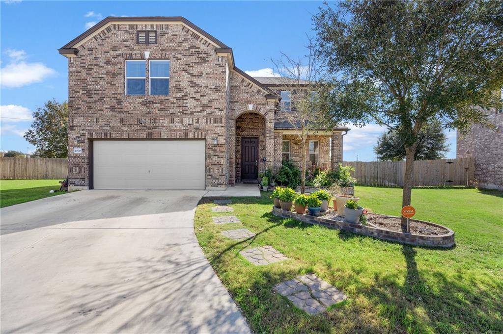 4000 Kings Canyon DR, Taylor, TX 76574
